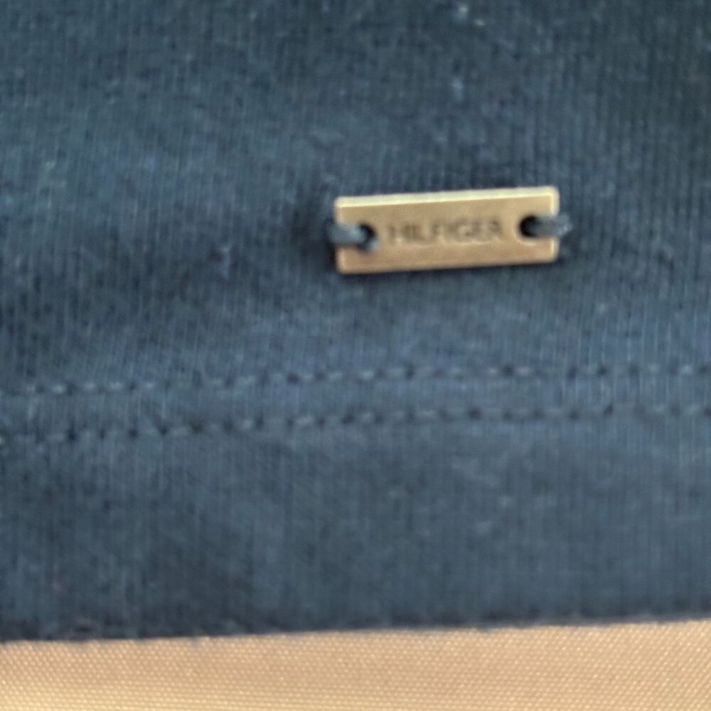 Tommy Hilfiger - Pleated Bib LS Henley w/Roll Tab‎ Sleeves - Navy - Size XS - Picture 5 of 11